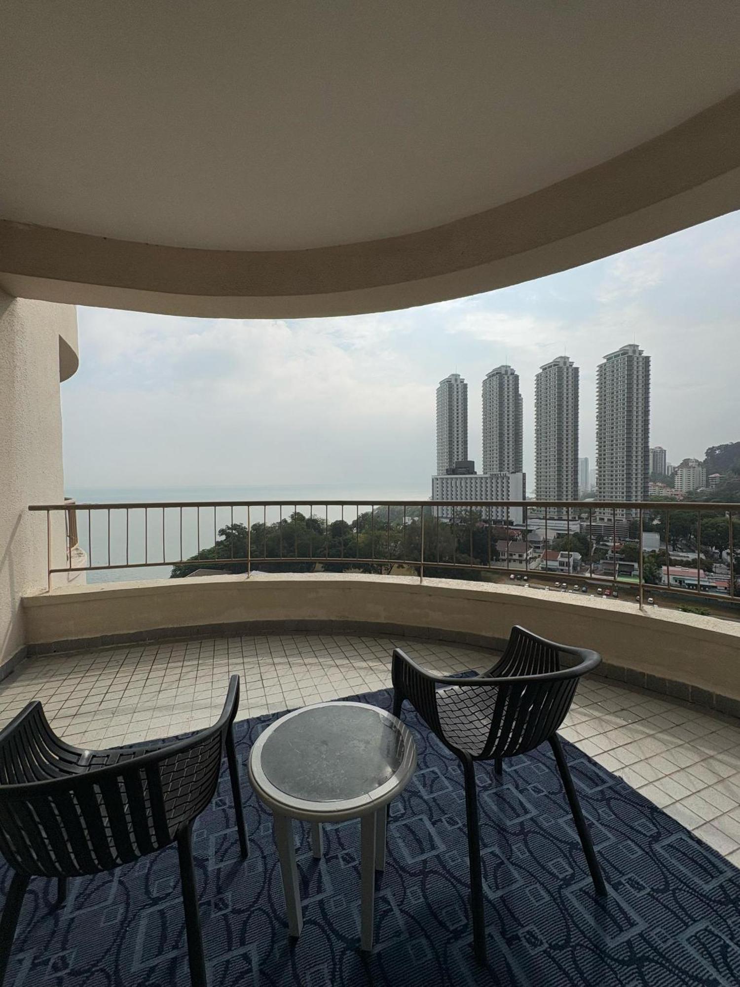 17 Jazz Sweet Beachfront Resort 丹绒武雅 外观 照片
